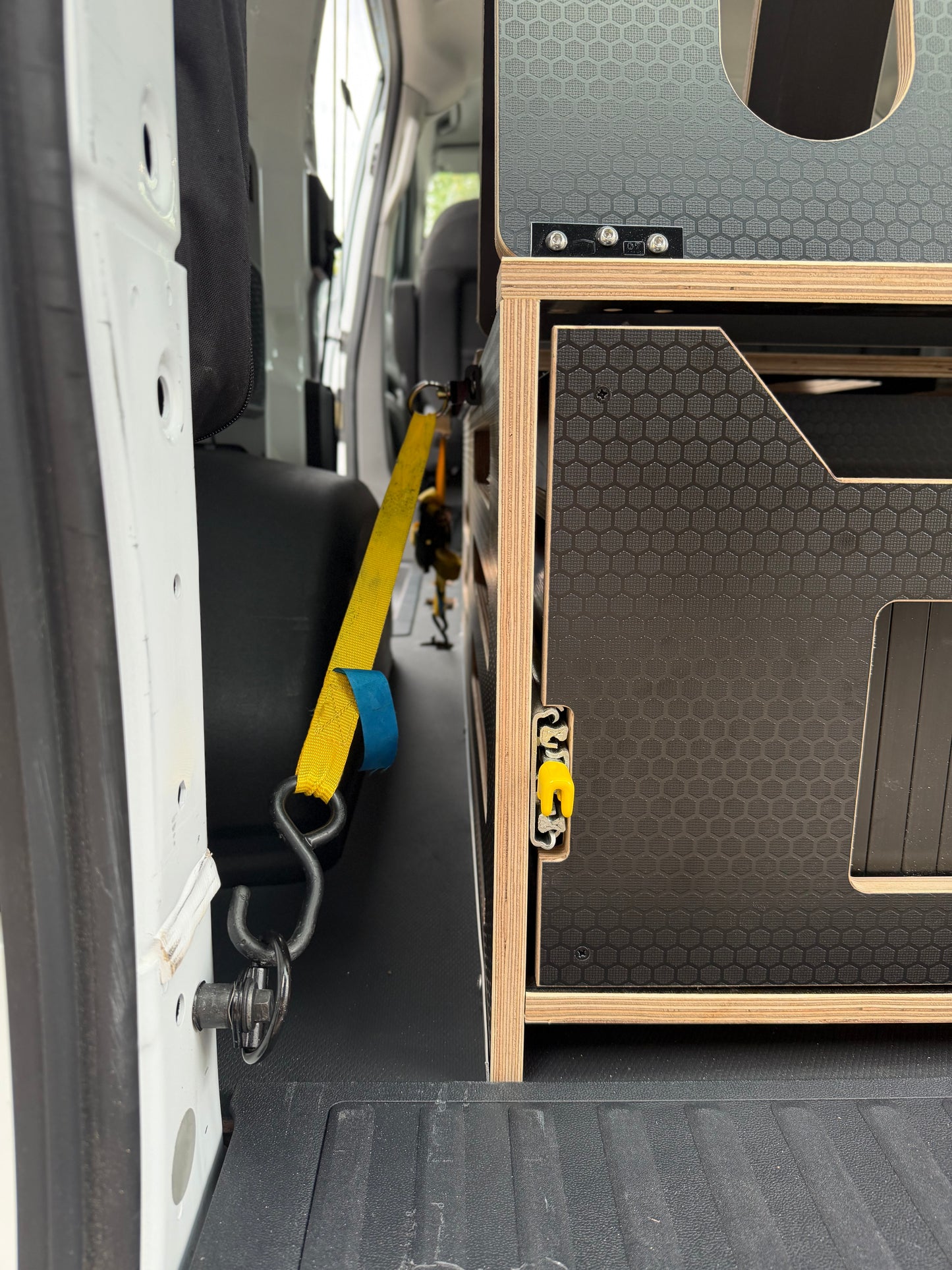 SheffRack Discovery Camping Pod