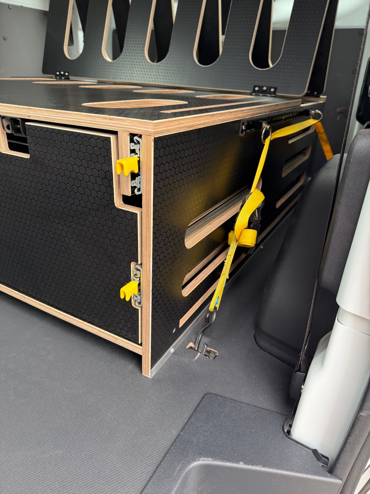 SheffRack Discovery Camping Pod